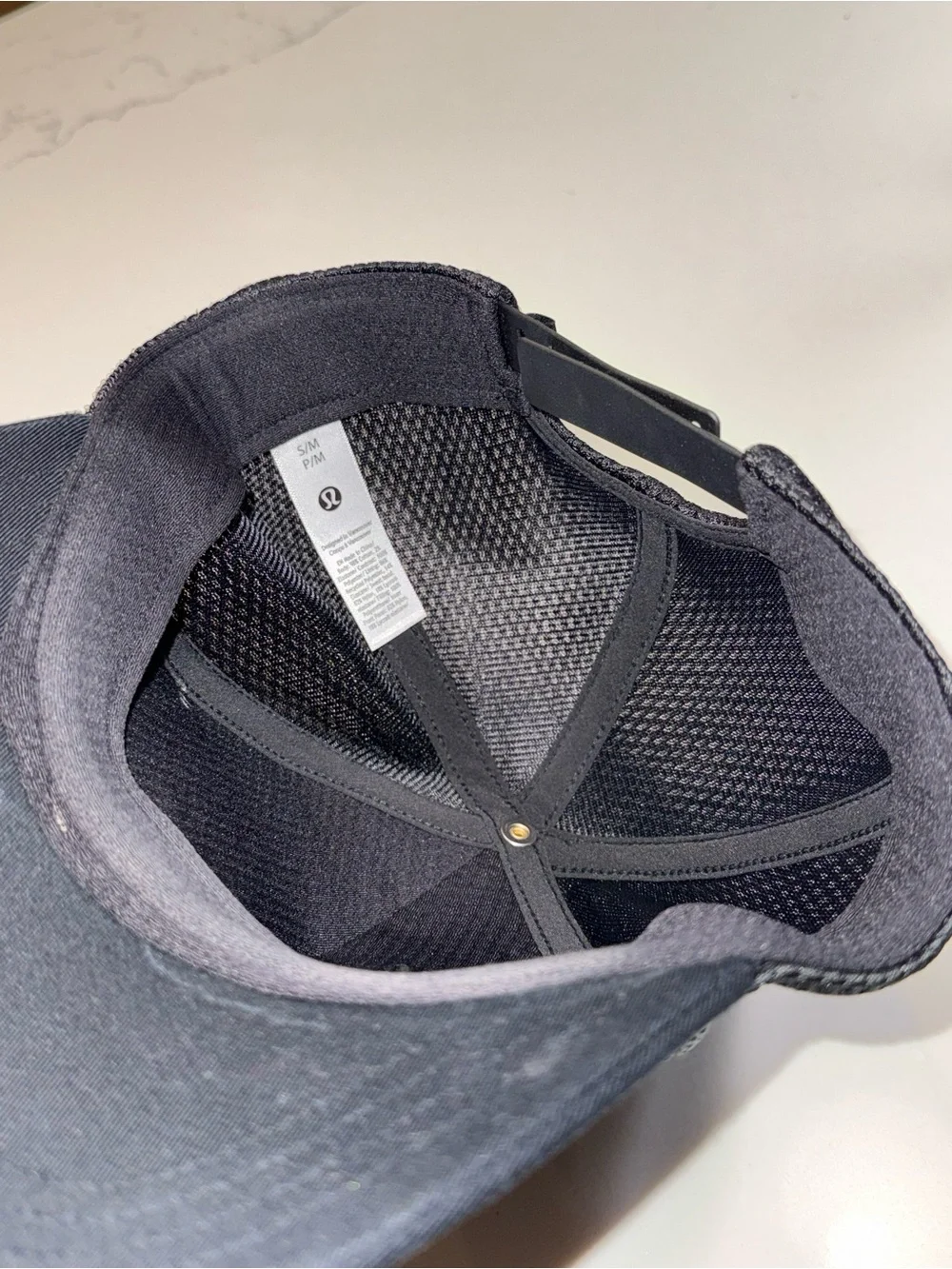lululemon Trucker Hat Logo black